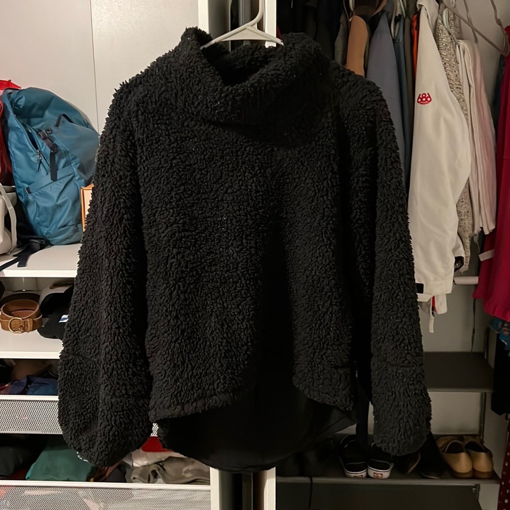 Lululemon oversized Sherpa sweatshirt